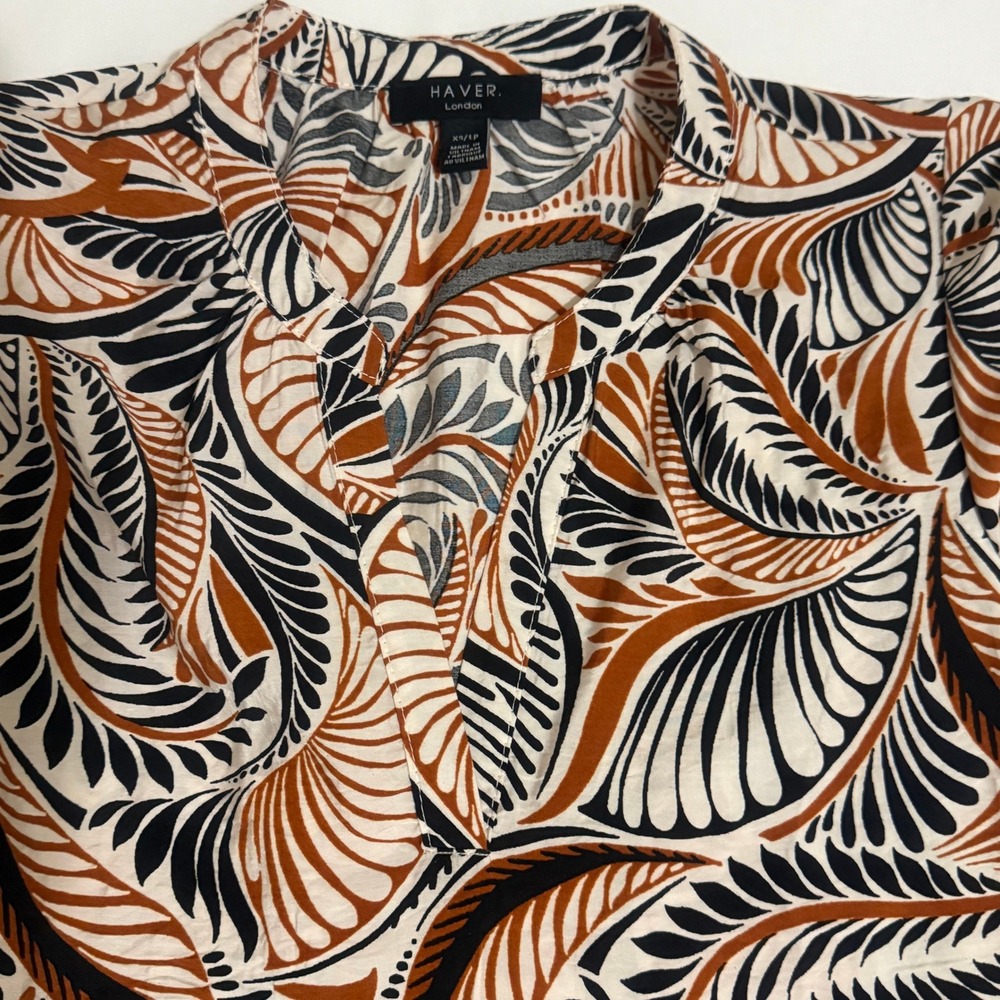 Haver London Women XS Rust Black Abstract Leaf Print V-Neck Flutter Sleeve Top
